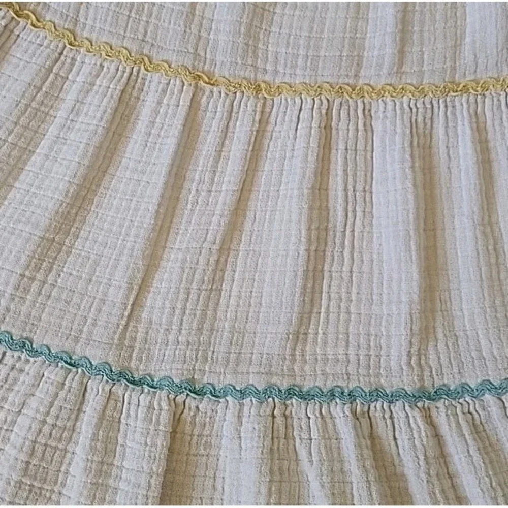 Old Navy features spaghetti